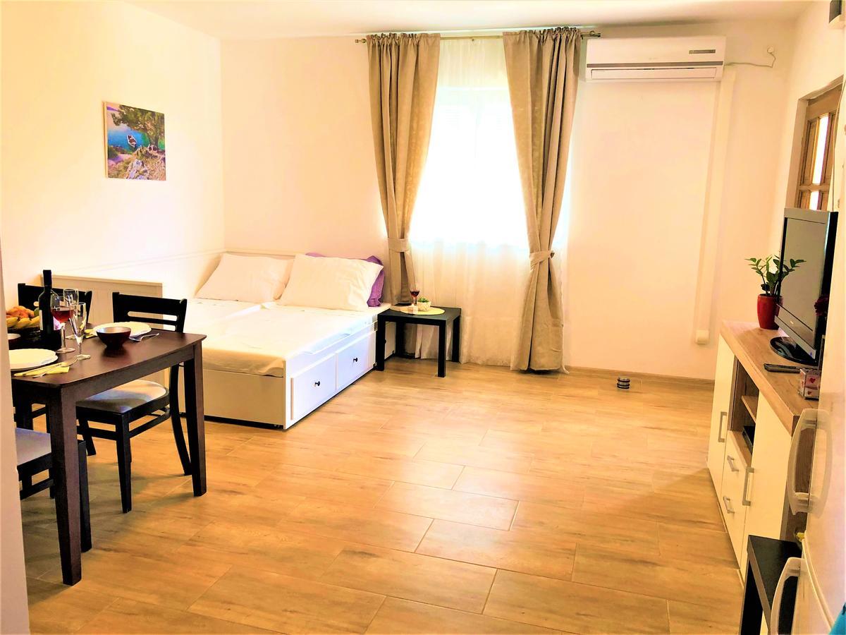 Apartments Village Lozovac Eksteriør billede